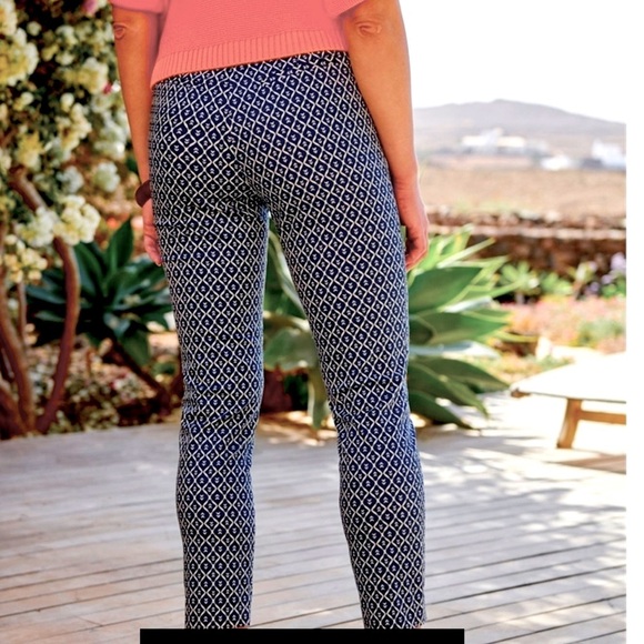 PURE COLLECTION Geo Print Cotton Capri Pants Blue and White - Picture 2 of 16